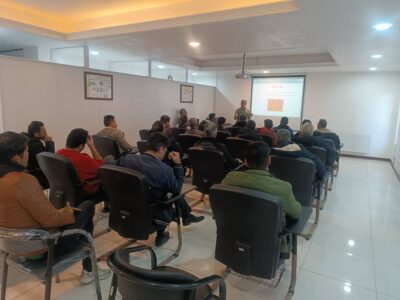 جلسه اول آموزش ایمنی دستان صنعت